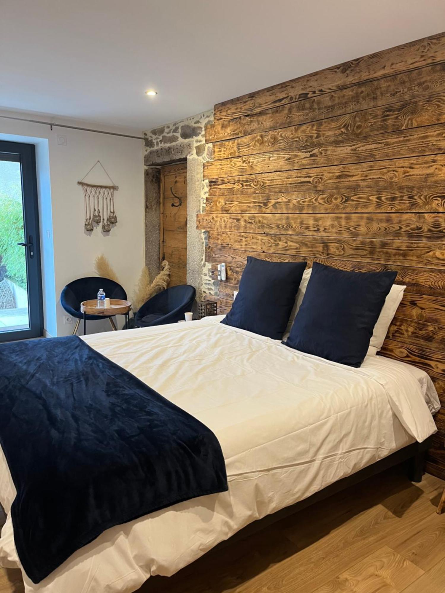 La Voute Du Pilat & Options Spa, Massage Saint-Chamond Exterior photo